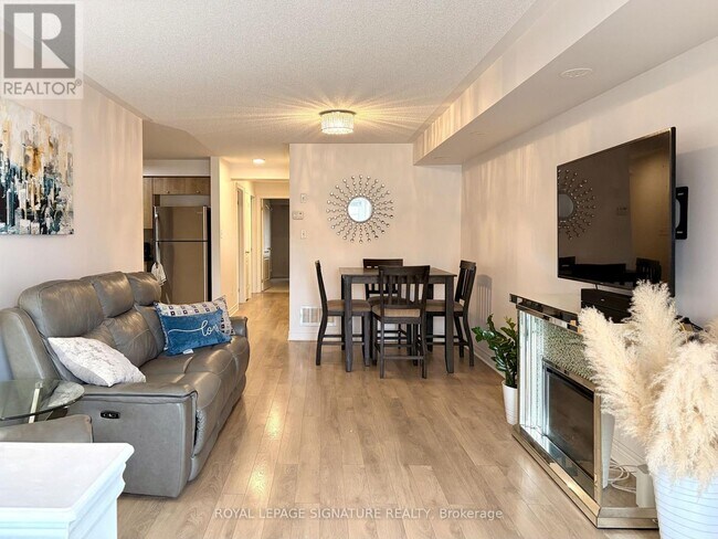 Photo du bâtiment - 6063 Kingston Rd