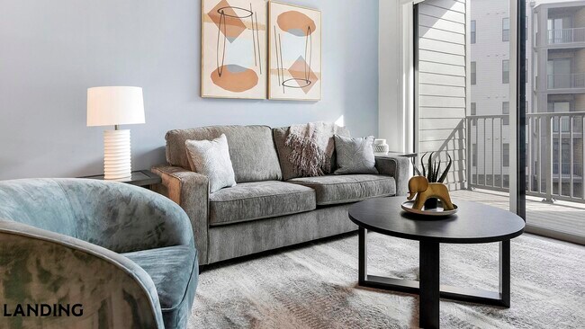 Building Photo - 2900 4th Ave NW