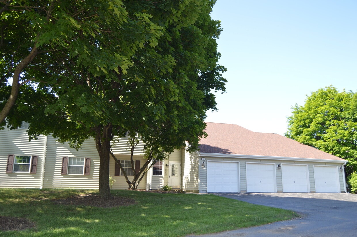 Foto principal - 40 N Victoria Ln