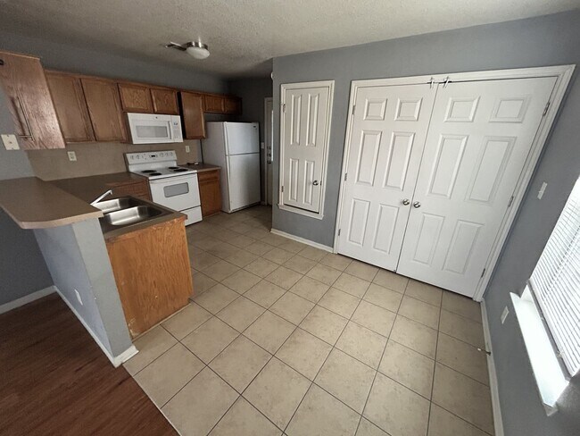 Foto del edificio - 4108 Shasta Rd