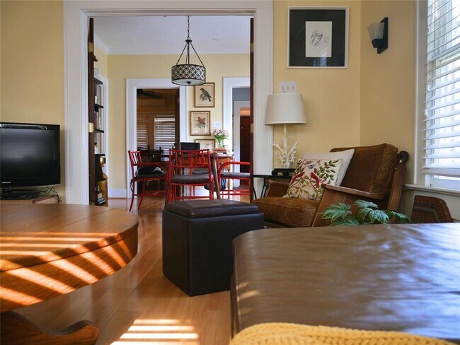 Foto del edificio - 1312 Summer St