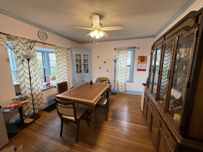 Foto del edificio - 105 Valentine Pl