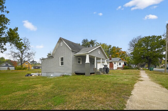 Foto del edificio - 979 W King St