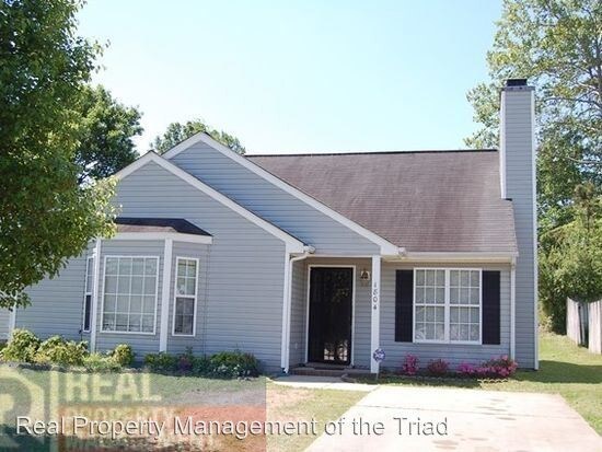 Primary Photo - 3 br, 2 bath House - 1804 Water St.