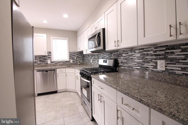 Foto del edificio - 11430 Fairway Dr
