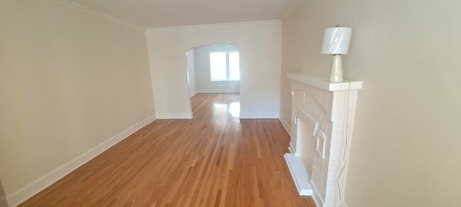 Building Photo - 8014 Kilpatrick Ave