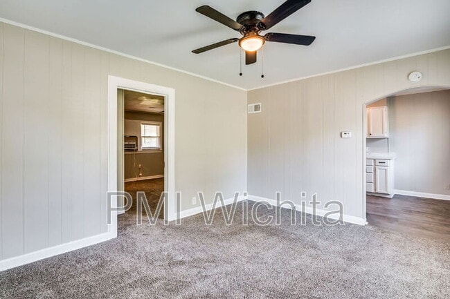 Building Photo - 2156 Santa Fe S