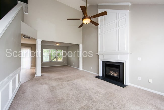 Building Photo - Beautiful 3BD/2.5BA Home in Arbor Hills