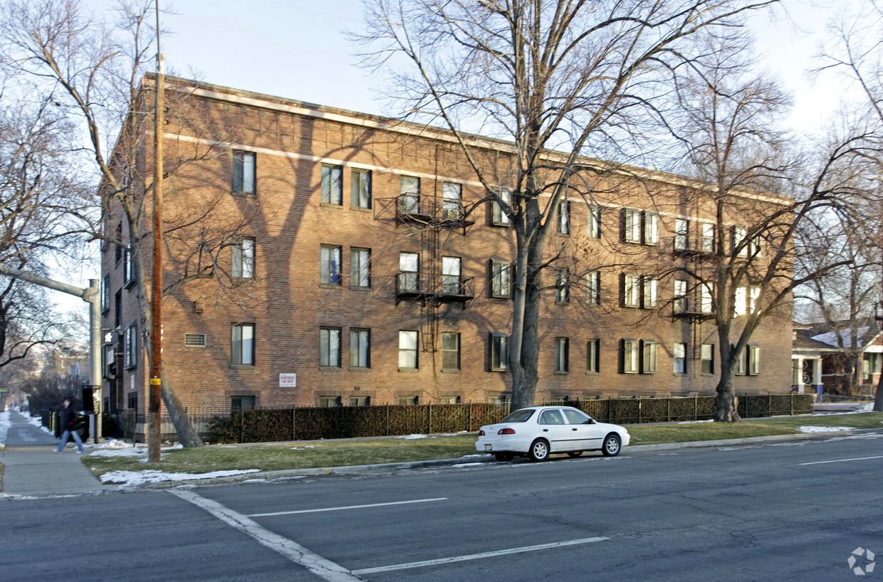 Building Photo - North Park Apartments