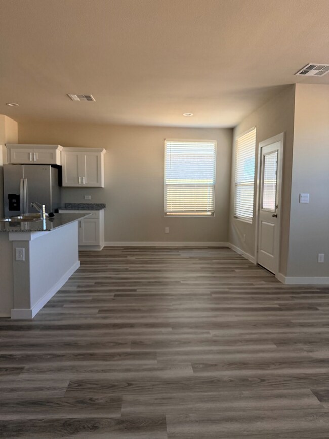 Foto del edificio - 6418 Patrick Clay Dr