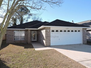Building Photo - 1897 Gulf Bay Ln