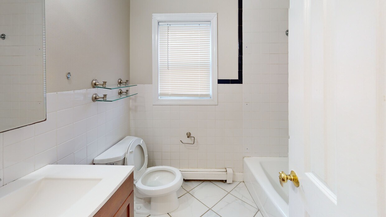 Foto principal - 24 Kelley Ct