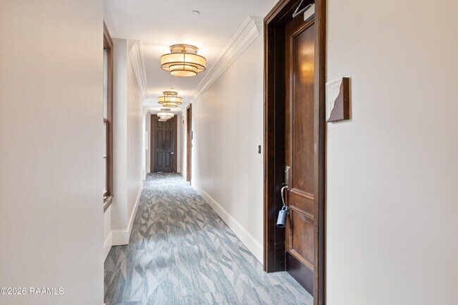 Foto del edificio - 605 Silverstone Rd