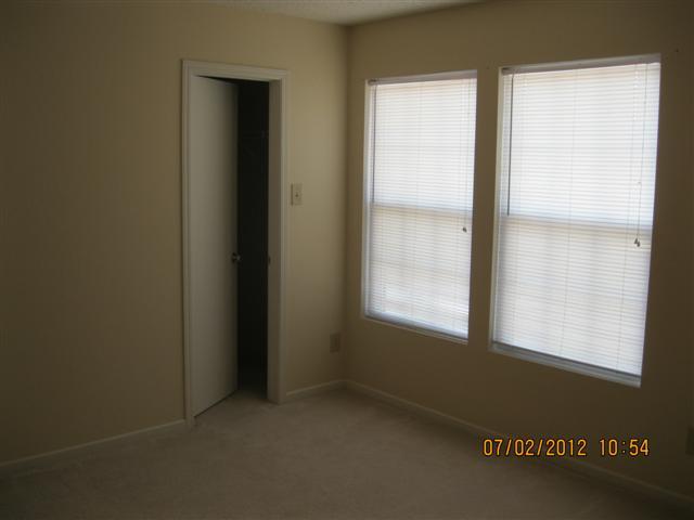 Foto del edificio - 2836 Barnes Ct