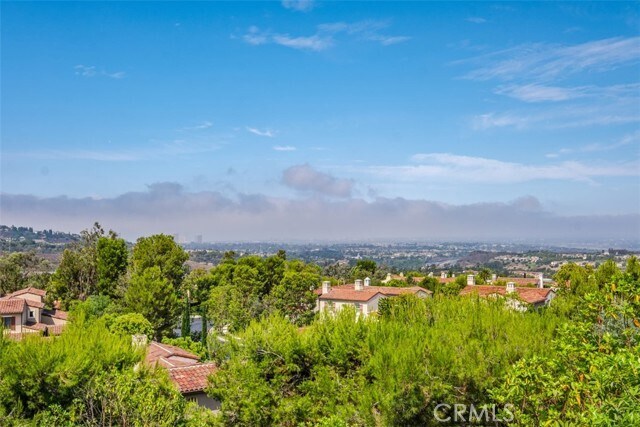 Building Photo - 29 Crimson Rose