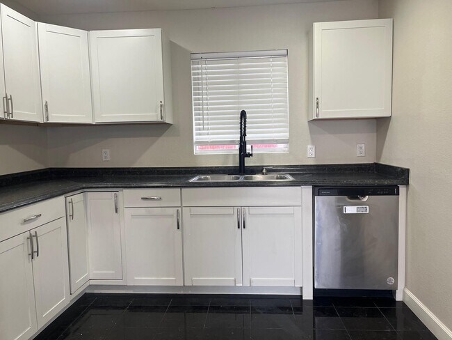 Foto del edificio - 838 SE Proctor Ln