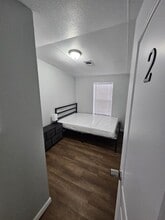 Building Photo - 8144 Hewitt St