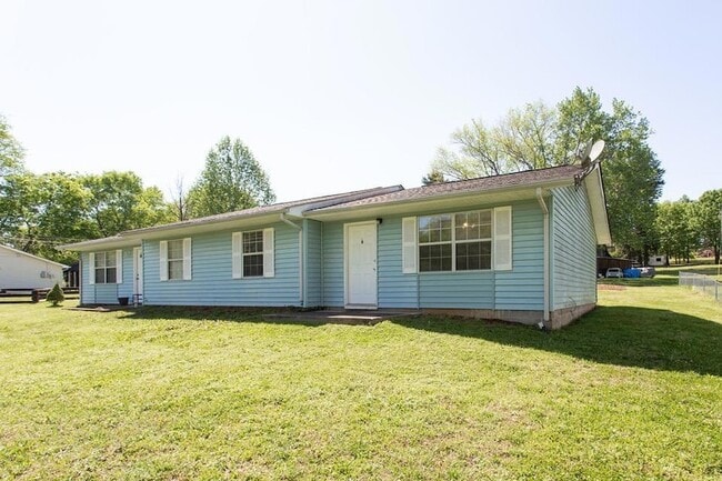 Foto del edificio - 5571 Tallant Road Unit Apt B