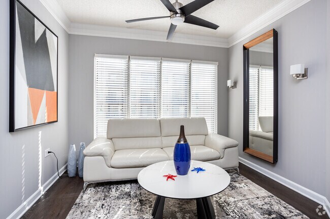 Building Photo - Wesley Townsend Apartments at Buckhead