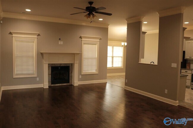 Foto del edificio - 13292 Callaway Dr