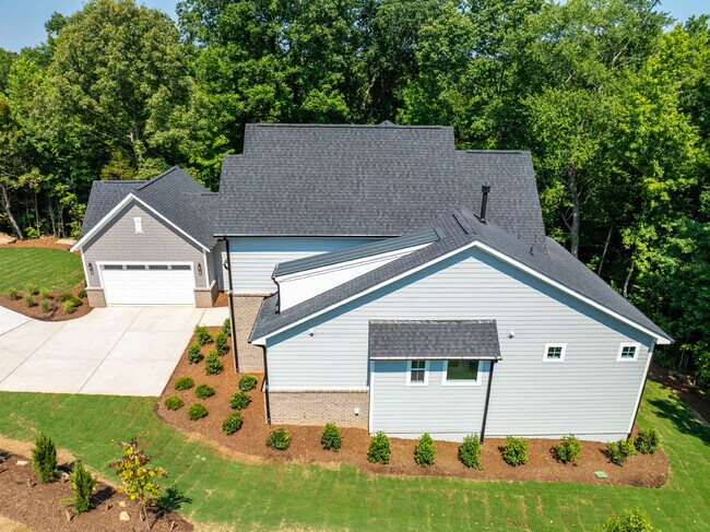 Building Photo - 93 Lookout Ridge