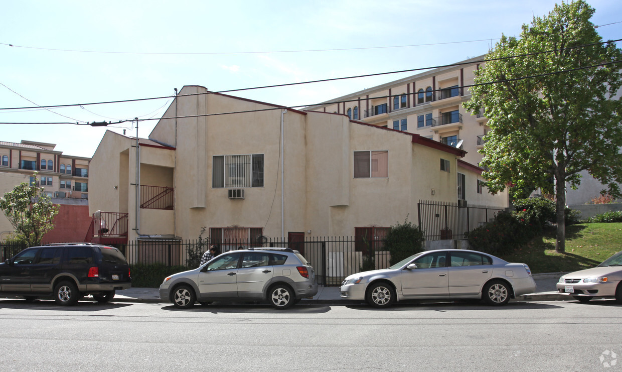 Primary Photo - 617 Bunker Hill Ave