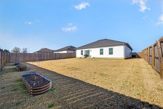 Building Photo - 1220 Moonrise St