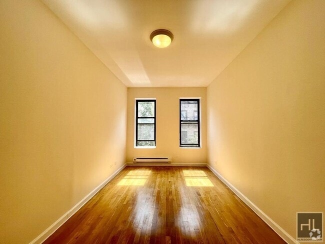 Building Photo - MOTT STREET