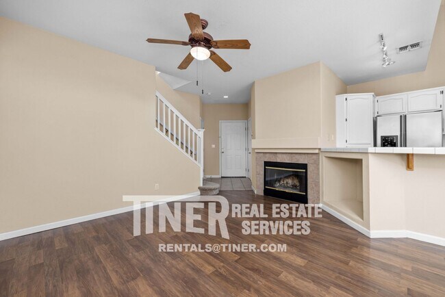 Building Photo - Oak Villa Beautifully Maintained Folsom Ho...