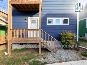 Building Photo - 2311 Owen St