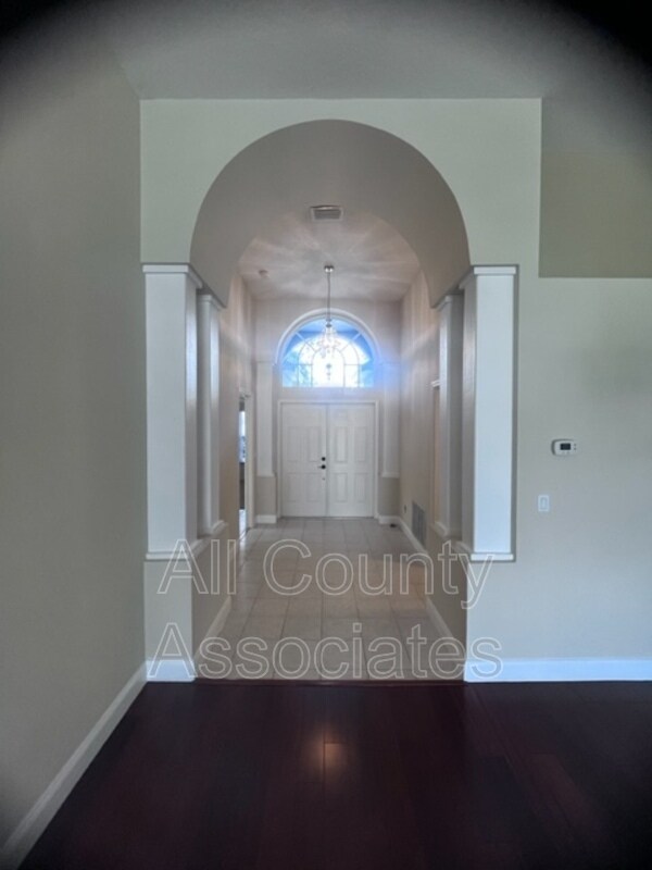 Foto del edificio - 4419 Sawgrass Dr