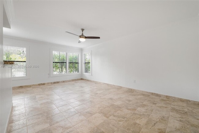 Building Photo - 10560 SW 156th Pl