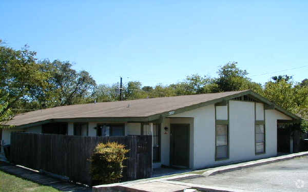 2813 Parker Ln - 2813-3001 Parker Ln