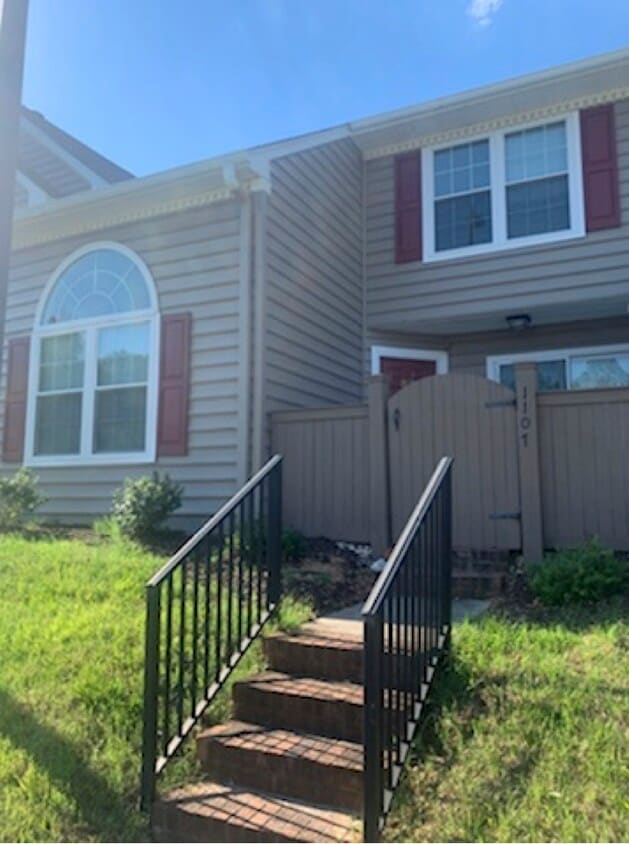 Primary Photo - 1107 Settlement Dr