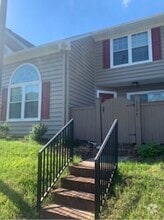 Building Photo - 1107 Settlement Dr