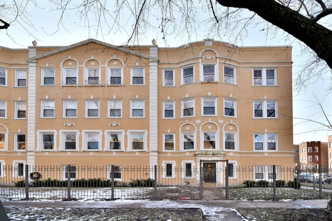 Foto del edificio - 2061 W Fargo Ave