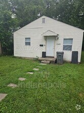 Building Photo - 2818 N Dearborn St