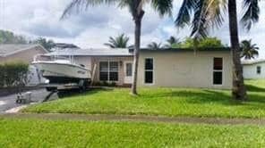 Building Photo - 3831 NW 113th Terrace