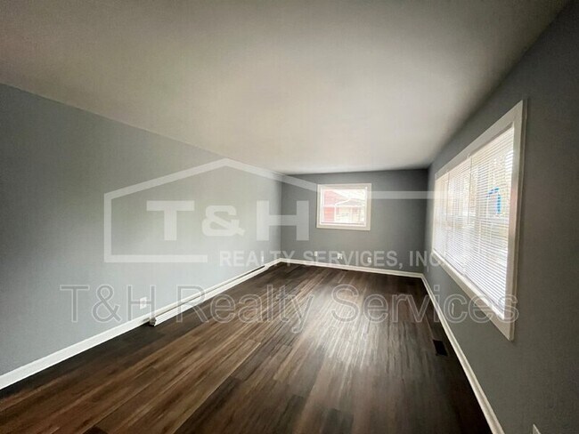 Foto del edificio - 1330 W Tate St