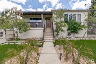 Building Photo - 10630 Samoa Ave