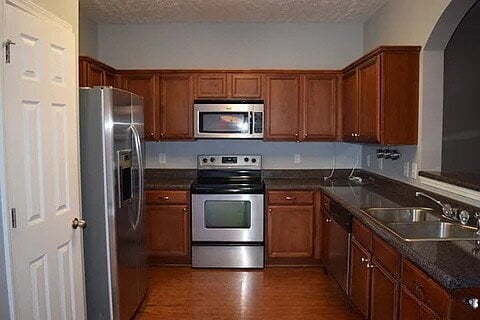 Building Photo - COMING SOON!: Charming 3-Bedroom Home in Brentwood with Spacious Layout and Modern Comforts!