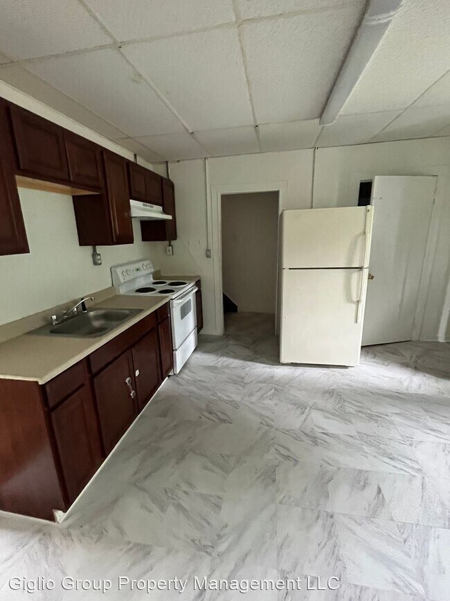 Building Photo - 3 br, 1 bath House - 736 Gino Merli Drive