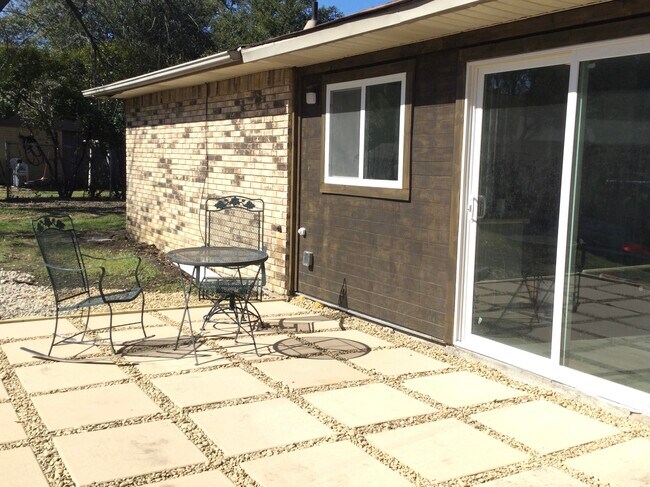 Building Photo - 3461 Cherrywood Ln