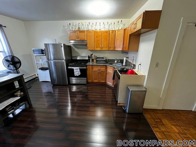 Foto del edificio - 1576 Tremont St