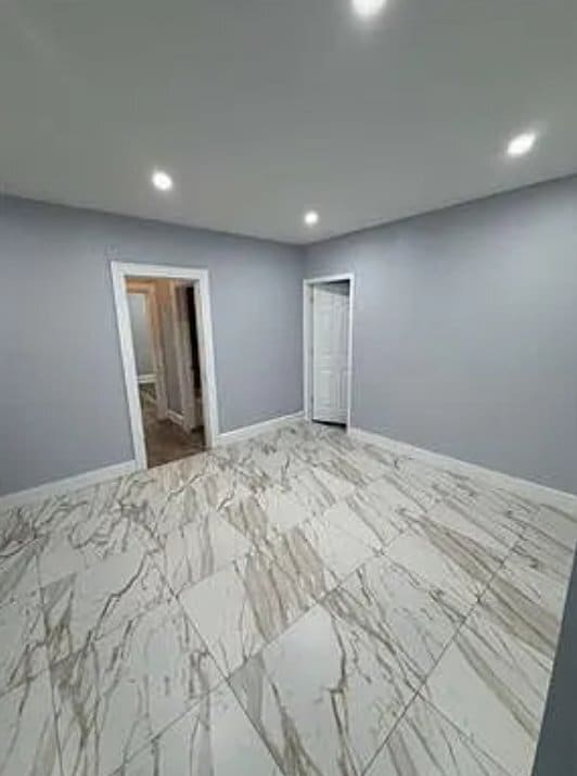 Foto del edificio - 408 Leslie St