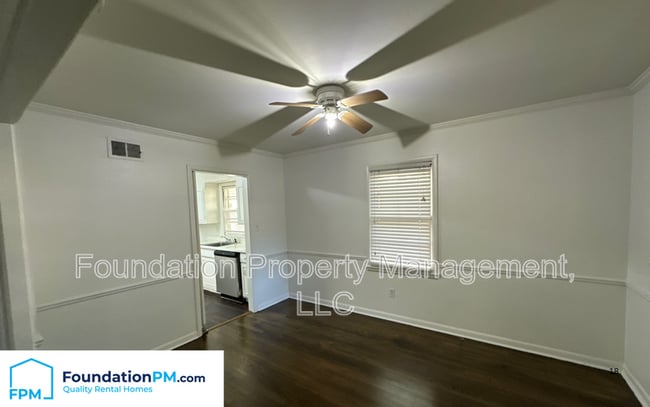 Foto del edificio - 4937 Fairfield Cir