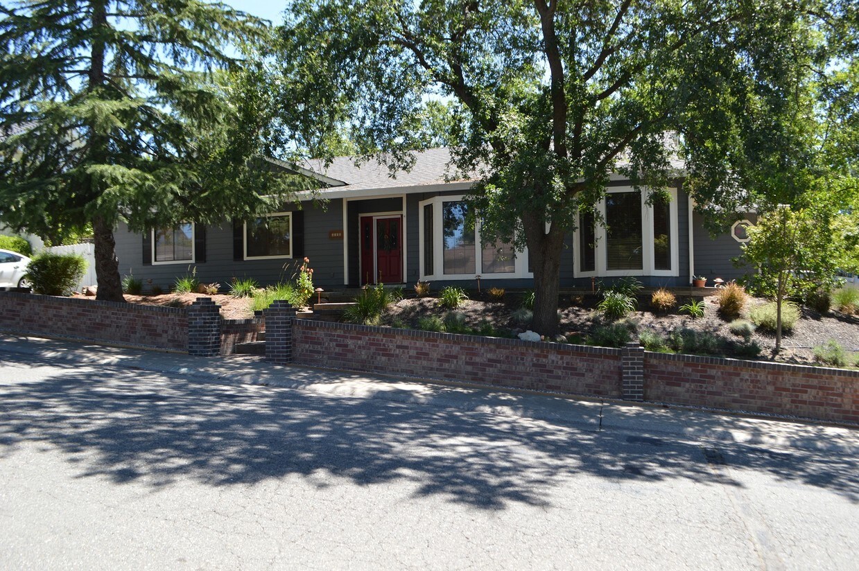 5100 Sunrise Hills Dr, Fair Oaks, CA 95628 House Rental in Fair Oaks