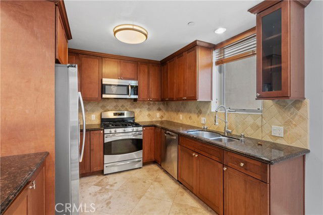 Building Photo - 11280 La Maida St