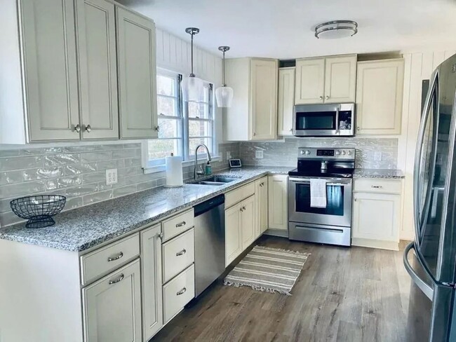 Building Photo - 267 Crepe Myrtle Cir