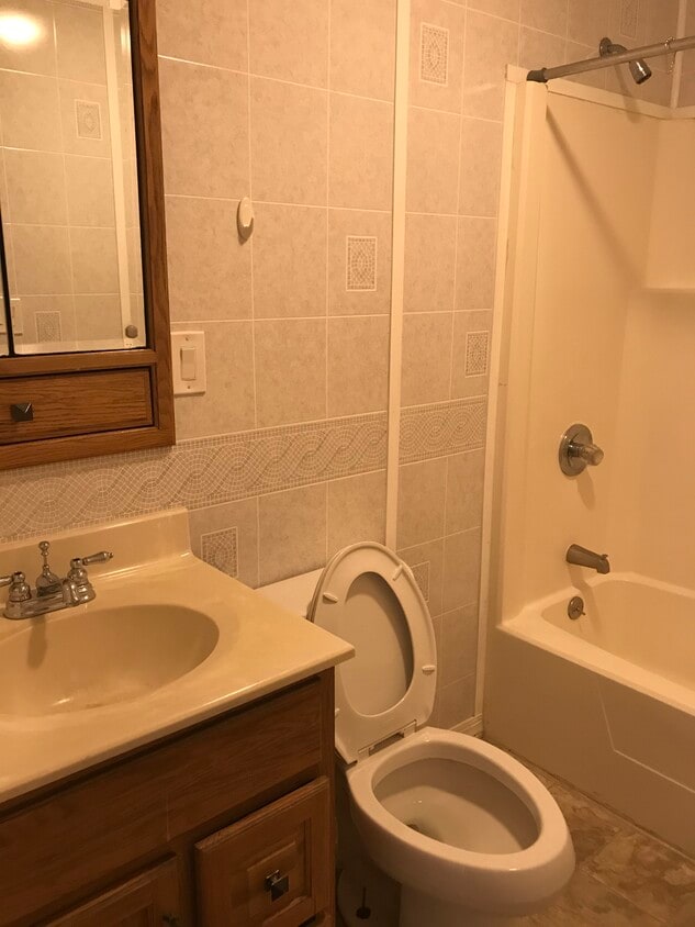 109 E Fourteenth Ave, Ranson, WV 25438 House Rental in Ranson, WV